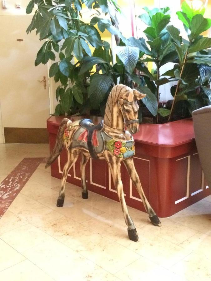אמסטרדם Rho Hotel מראה חיצוני תמונה